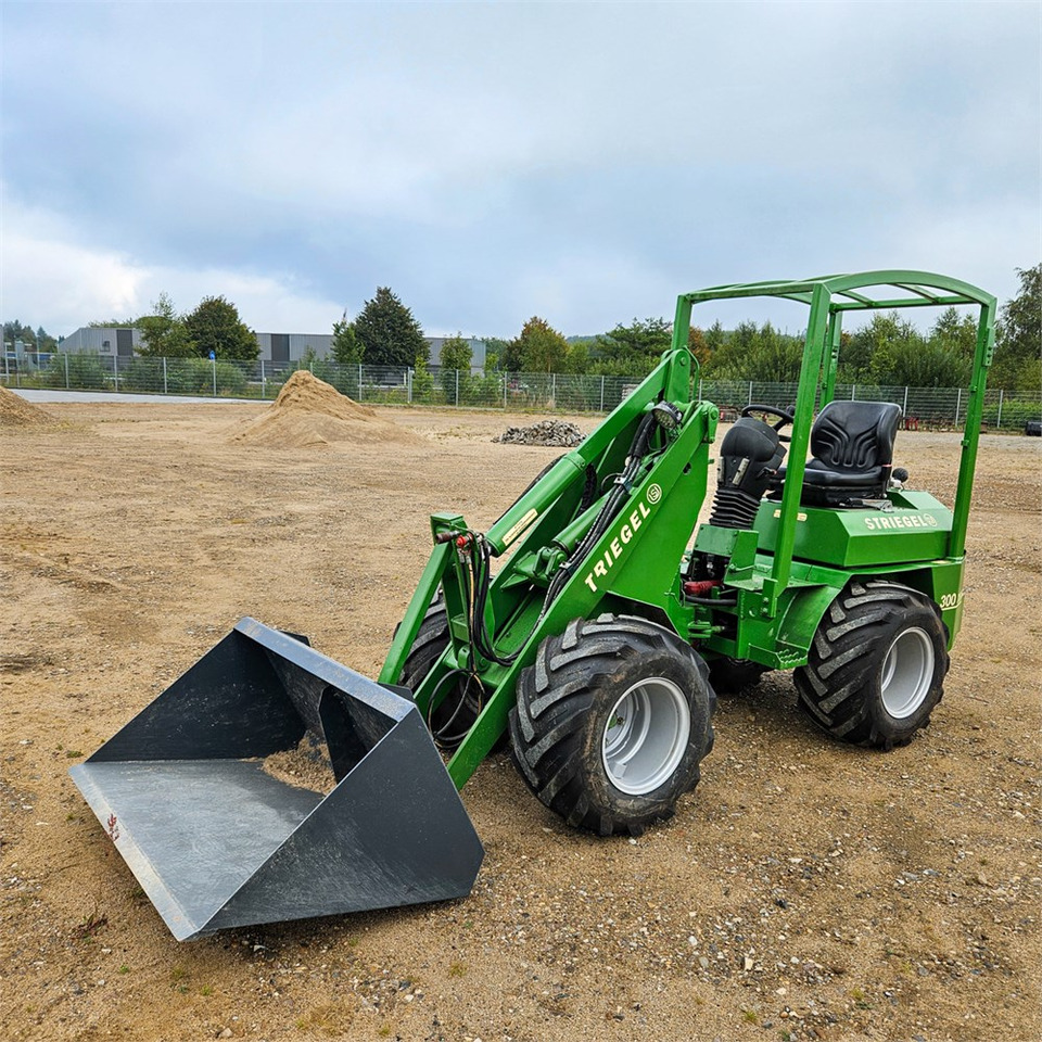 Striegel 300 DYA 37PS - Cargadora de ruedas: foto 4 Striegel 300 DYA 37PS - Cargadora de ruedas: foto 4