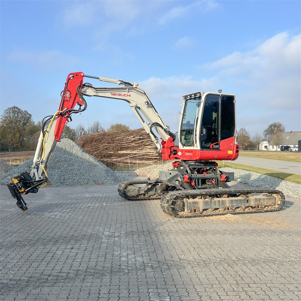 Takeuchi TB260 Levelizer - Miniexcavadora: foto 4 Takeuchi TB260 Levelizer - Miniexcavadora: foto 4