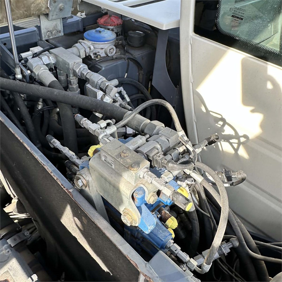 Excavadora de cadenas Terex TC 125: foto 41 Excavadora de cadenas Terex TC 125: foto 41