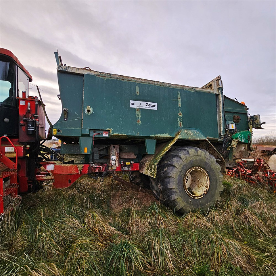 Terragator 2104 - Maquinaria para fertilización: foto 4 Terragator 2104 - Maquinaria para fertilización: foto 4