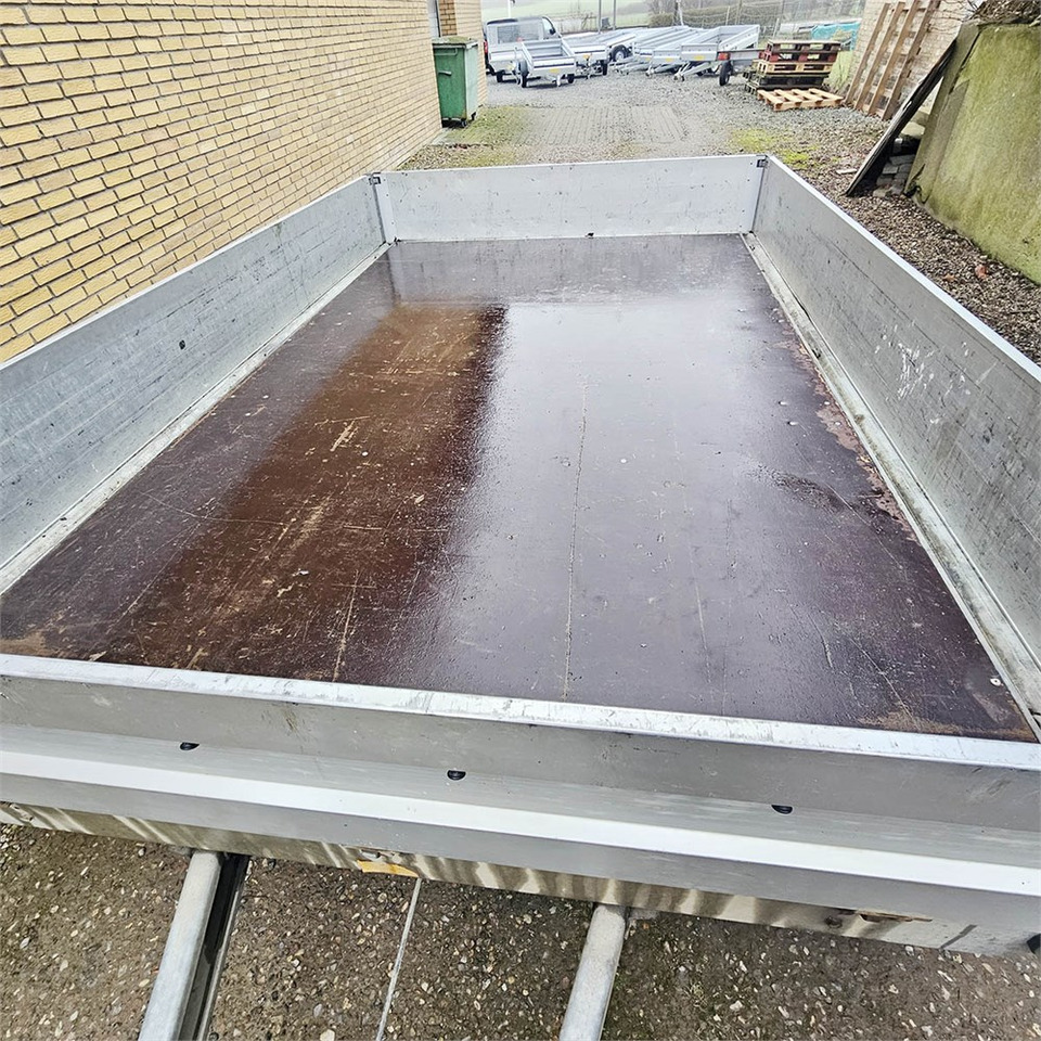 Remolque de coche Variant Proline: foto 9 Remolque de coche Variant Proline: foto 9