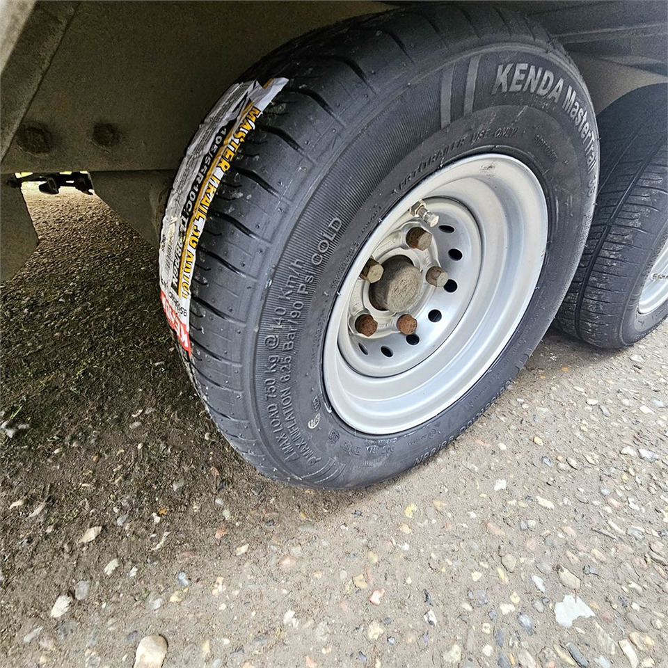 Remolque de coche Variant Proline: foto 13 Remolque de coche Variant Proline: foto 13