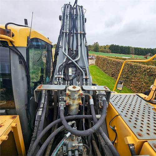 Excavadora de cadenas Volvo EC300 DL: foto 37 Excavadora de cadenas Volvo EC300 DL: foto 37