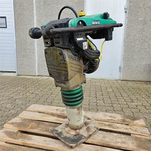Wacker BS50-2i - Vibroapisonador: foto 1 Wacker BS50-2i - Vibroapisonador: foto 1