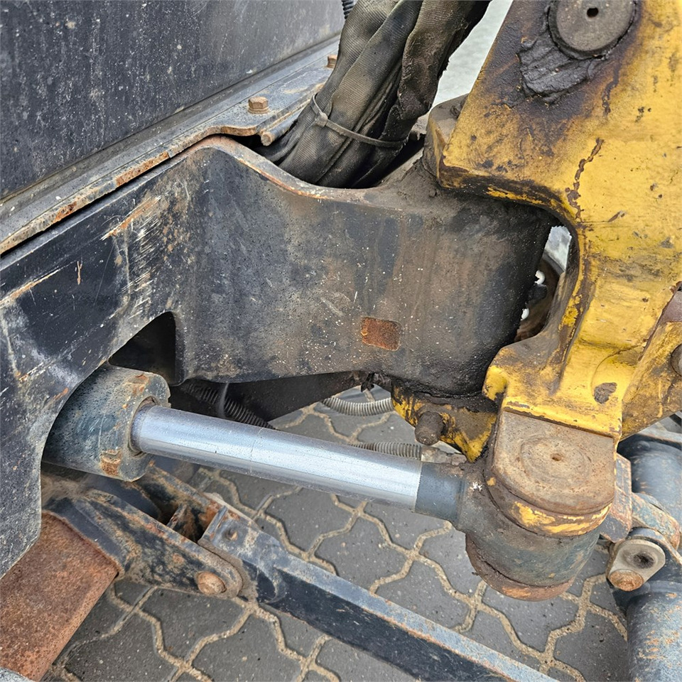 Miniexcavadora Yanmar SV18: foto 15