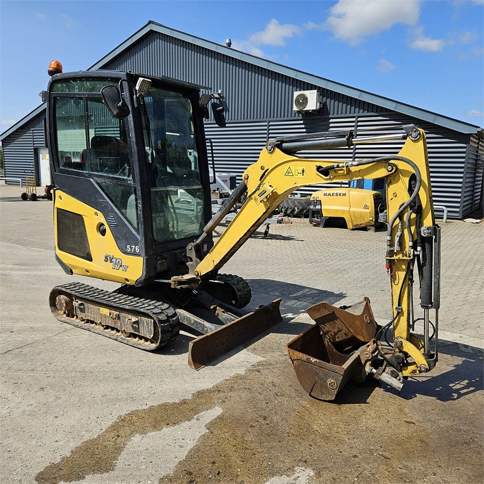 Miniexcavadora Yanmar SV19 VT: foto 1