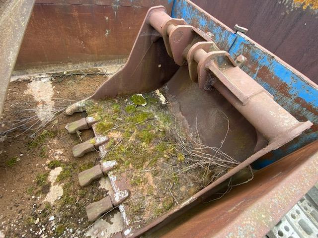 VERACHTER ORIENTABLE & TERRASSEMENT 2M & 1M50 - Cazo para excavadora: foto 3 VERACHTER ORIENTABLE & TERRASSEMENT 2M & 1M50 - Cazo para excavadora: foto 3