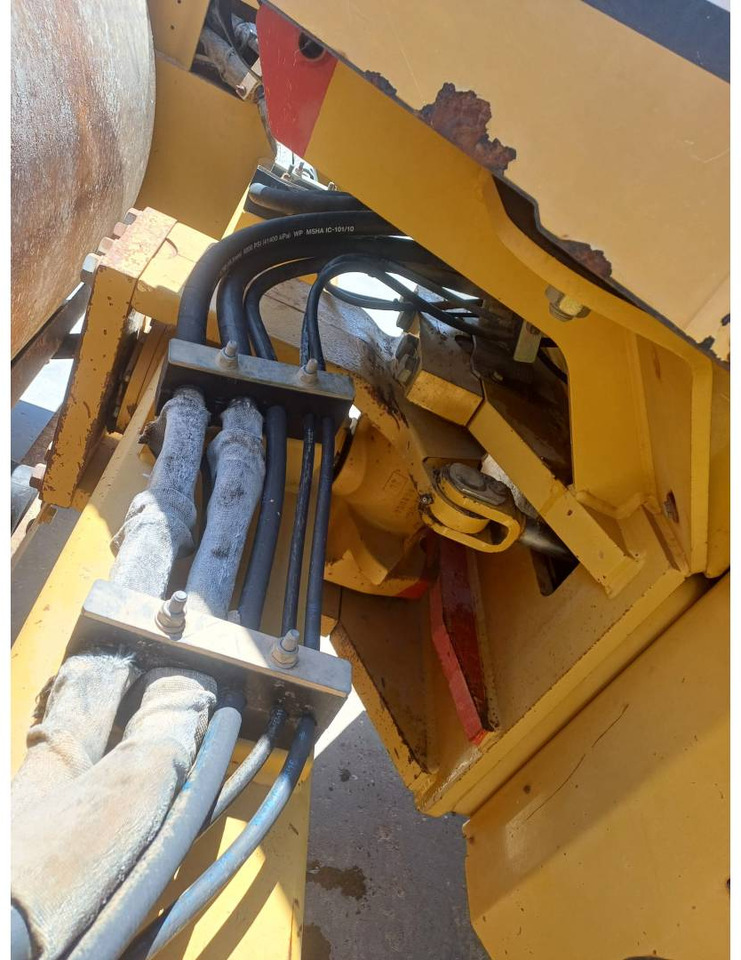 CAT CS573E - Compactador: foto 4 CAT CS573E - Compactador: foto 4