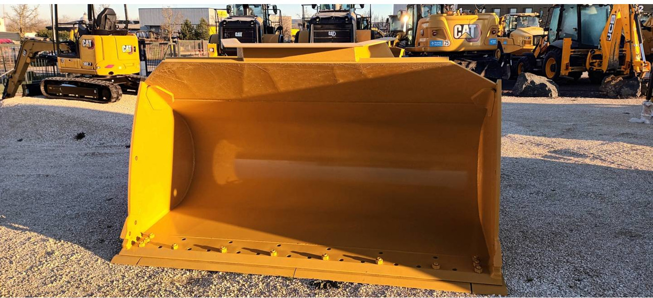 CAT GODET/966/4600L/4200L/2950MM/BUCKET - Cazo: foto 1 CAT GODET/966/4600L/4200L/2950MM/BUCKET - Cazo: foto 1