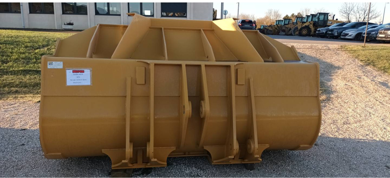 CAT GODET/966/4600L/4200L/2950MM/BUCKET - Cazo: foto 2 CAT GODET/966/4600L/4200L/2950MM/BUCKET - Cazo: foto 2