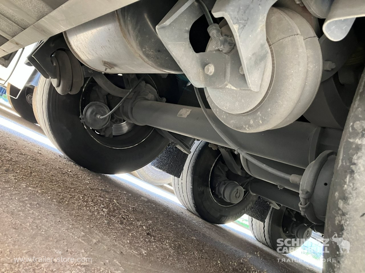 SCHMITZ Semiremolque Frigo Standard - Semirremolque isotérmico: foto 3 SCHMITZ Semiremolque Frigo Standard - Semirremolque isotérmico: foto 3