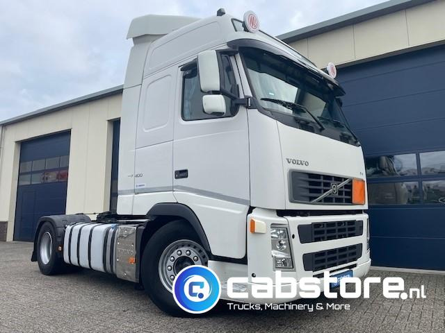 Volvo FH 400 4X2 Euro 5 - VEB+ Brake - Globetrotter - I-Shift - 2 tanks - Bouwjaar 2007 - Km 1.097.798 - Cabeza tractora: foto 1 Volvo FH 400 4X2 Euro 5 - VEB+ Brake - Globetrotter - I-Shift - 2 tanks - Bouwjaar 2007 - Km 1.097.798 - Cabeza tractora: foto 1