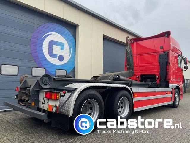 DAF XF 105 .460 FAS Euro 5 - 25 ton's Haakarmsysteem - Hooklift - Abrolkipper - Year 2006 - ANALOG TACHO - Camión multibasculante: foto 4 DAF XF 105 .460 FAS Euro 5 - 25 ton's Haakarmsysteem - Hooklift - Abrolkipper - Year 2006 - ANALOG TACHO - Camión multibasculante: foto 4