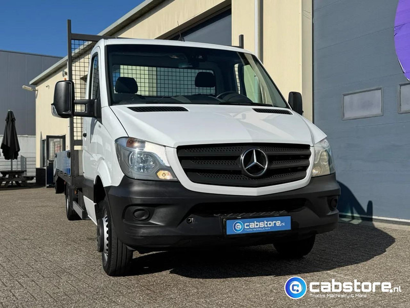 Mercedes-Benz Sprinter 516 CDI 2.2 163 Pk Euro 6 - Oprijwagen - Trekhaak - Year 2017 - Furgoneta: foto 5 Mercedes-Benz Sprinter 516 CDI 2.2 163 Pk Euro 6 - Oprijwagen - Trekhaak - Year 2017 - Furgoneta: foto 5