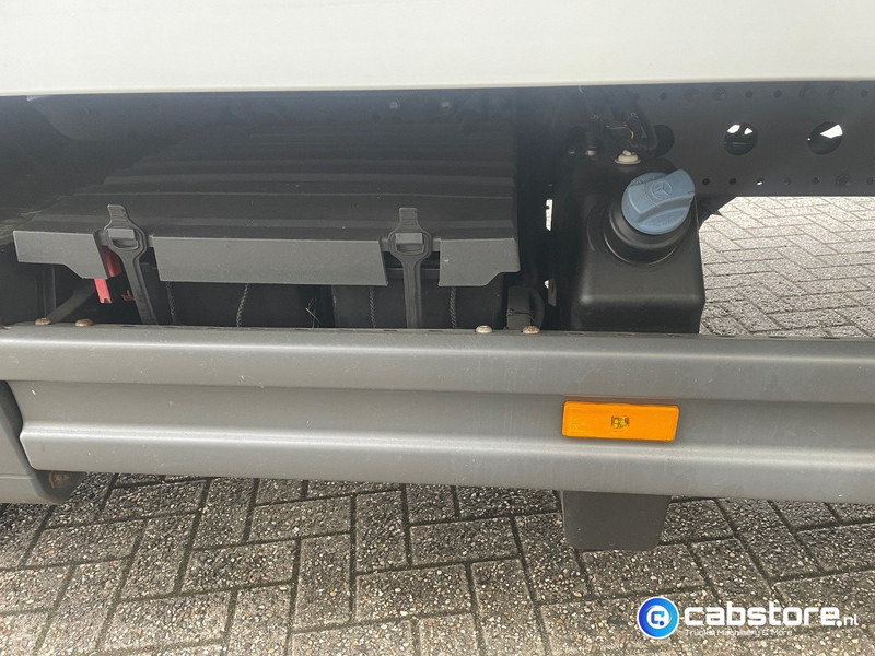 Camión caja cerrada Mercedes-Benz Atego 818 Mercedes Benz Atego 818 4x2 Euro 6 - Bakwagen met geisoleerde laadbak - Laadklep 2000 kg - Bouwjaar 2014: foto 14