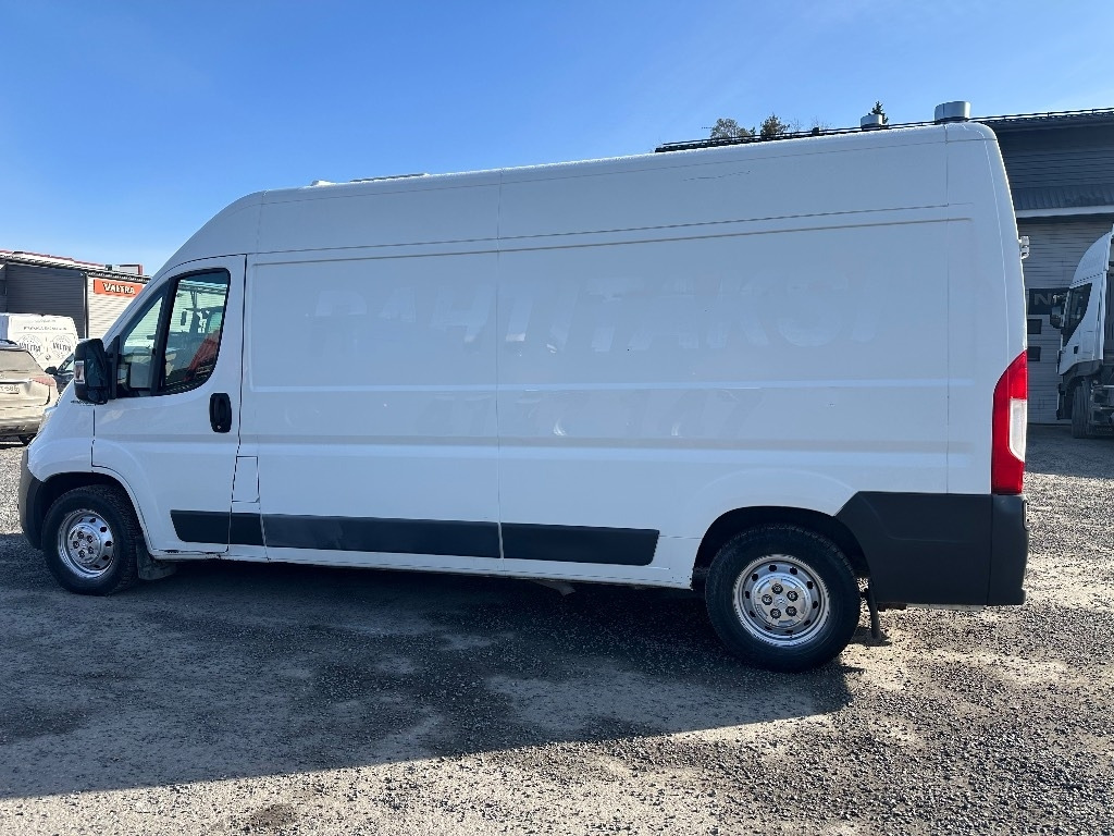 Furgón Citroën Jumper 2.2 kylmäkoneella: foto 6