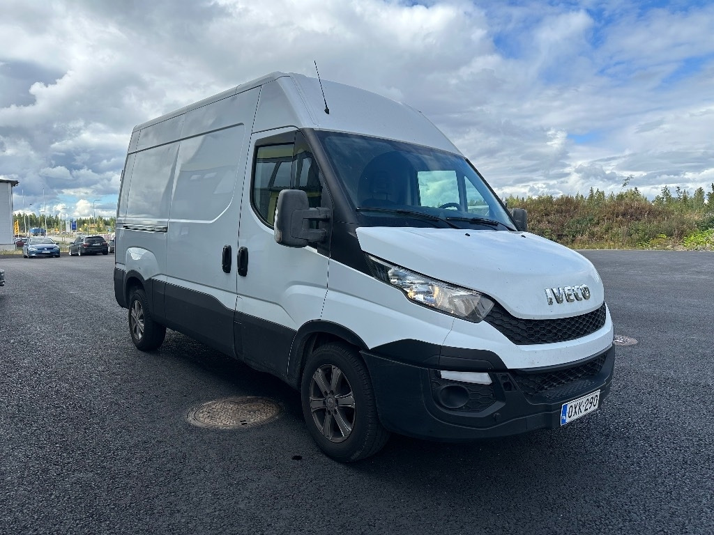 Iveco Daily 35S13 10m3 - Furgón: foto 2 Iveco Daily 35S13 10m3 - Furgón: foto 2