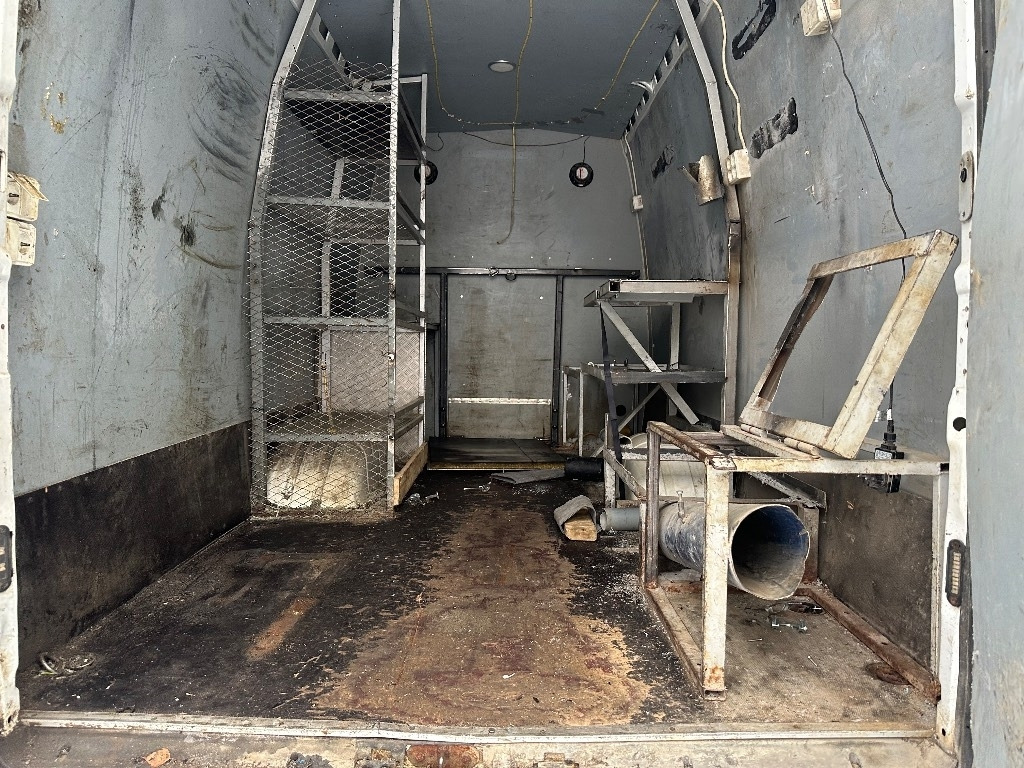 Iveco Daily 50C17 1+5 hlö - Furgón: foto 5 Iveco Daily 50C17 1+5 hlö - Furgón: foto 5