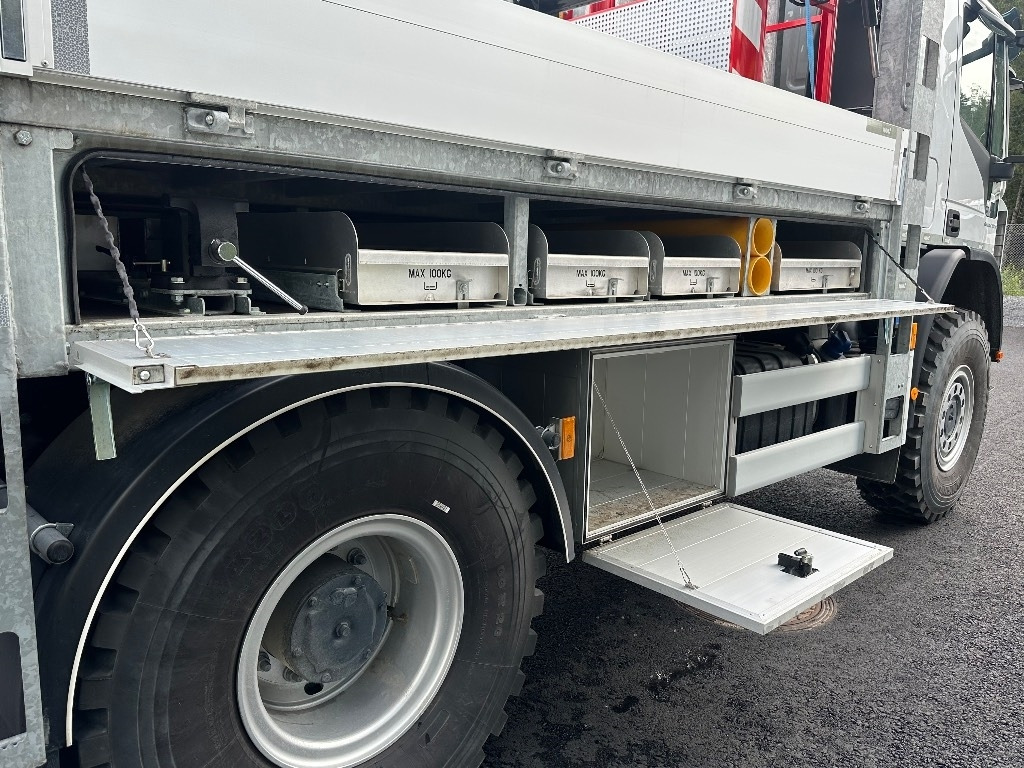 Arrendamiento de Iveco Eurocargo ML150E28 4x4 sähkölaitos varustein  Iveco Eurocargo ML150E28 4x4 sähkölaitos varustein: foto 19