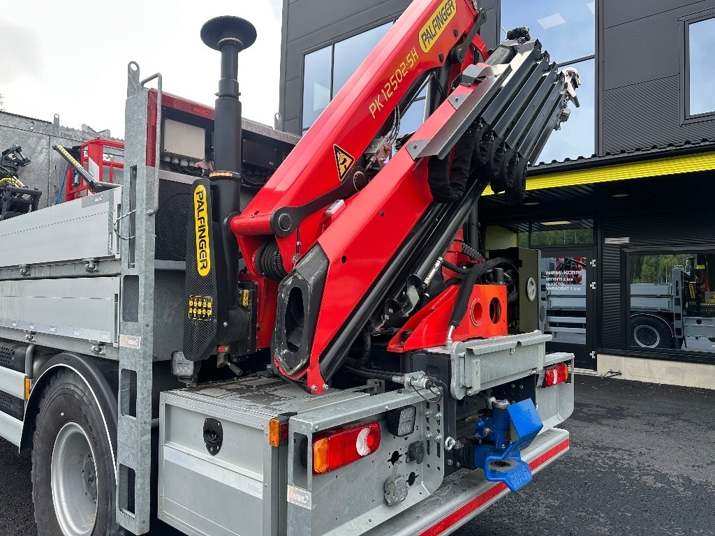 Arrendamiento de Iveco Eurocargo ML150E28 4x4 sähkölaitos varustein  Iveco Eurocargo ML150E28 4x4 sähkölaitos varustein: foto 13