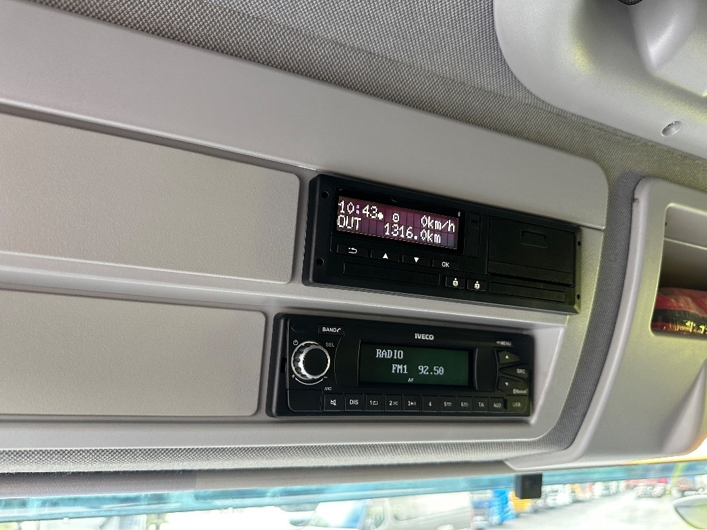 Arrendamiento de Iveco Eurocargo ML150E28 4x4 sähkölaitos varustein  Iveco Eurocargo ML150E28 4x4 sähkölaitos varustein: foto 30