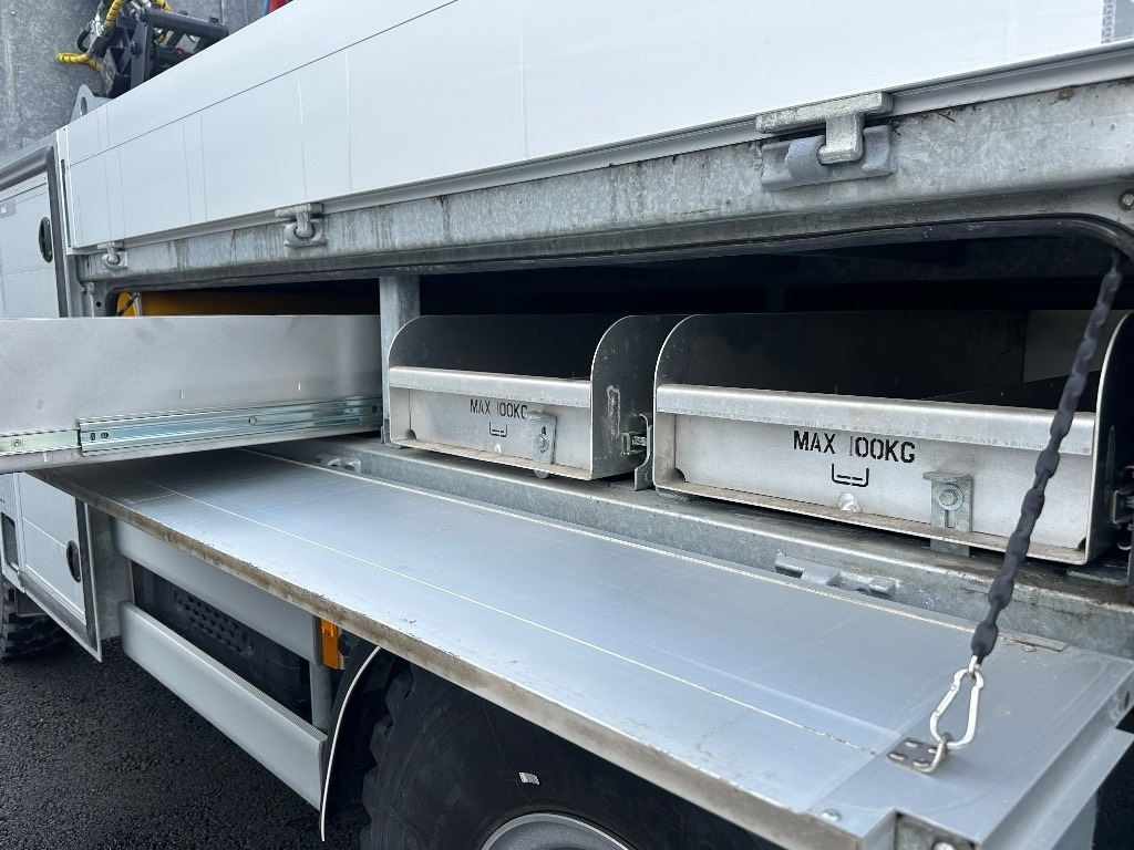 Arrendamiento de Iveco Eurocargo ML150E28 4x4 sähkölaitos varustein  Iveco Eurocargo ML150E28 4x4 sähkölaitos varustein: foto 15