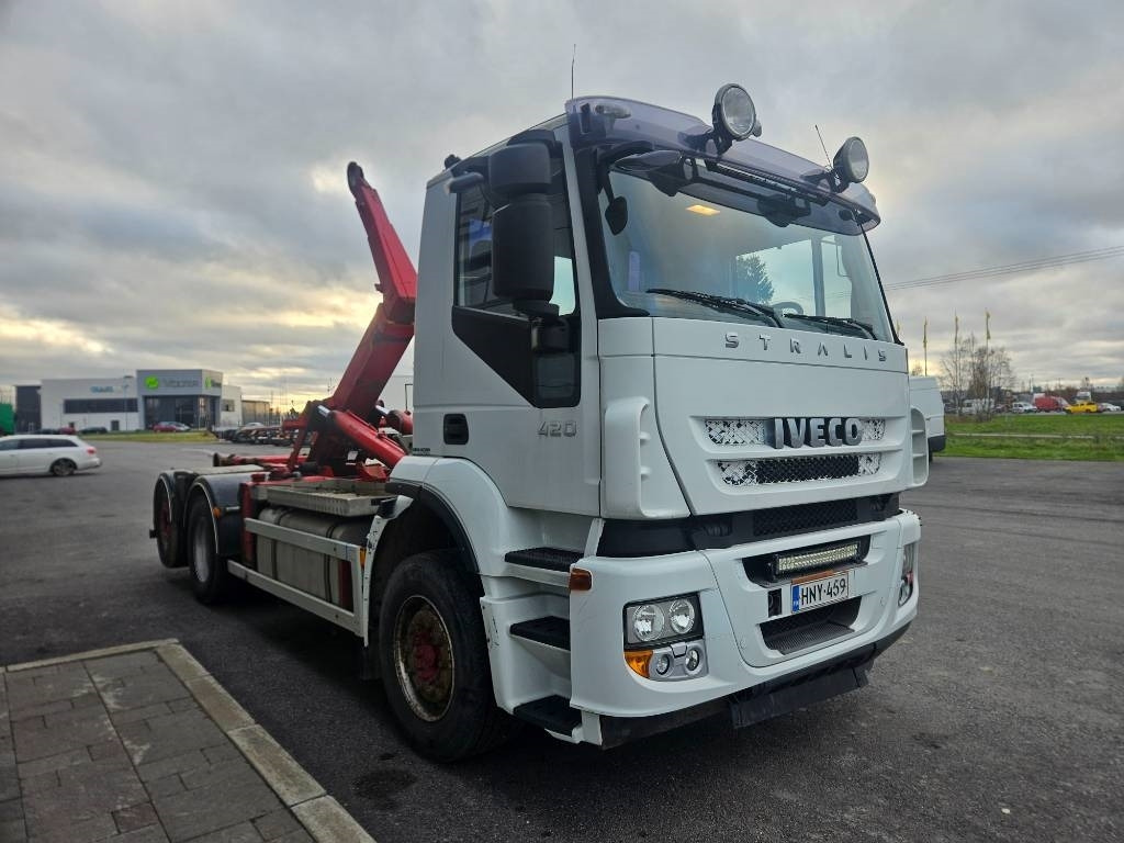 Iveco Stralis 260 S42 6x2*4  - Camión multibasculante: foto 2 Iveco Stralis 260 S42 6x2*4  - Camión multibasculante: foto 2