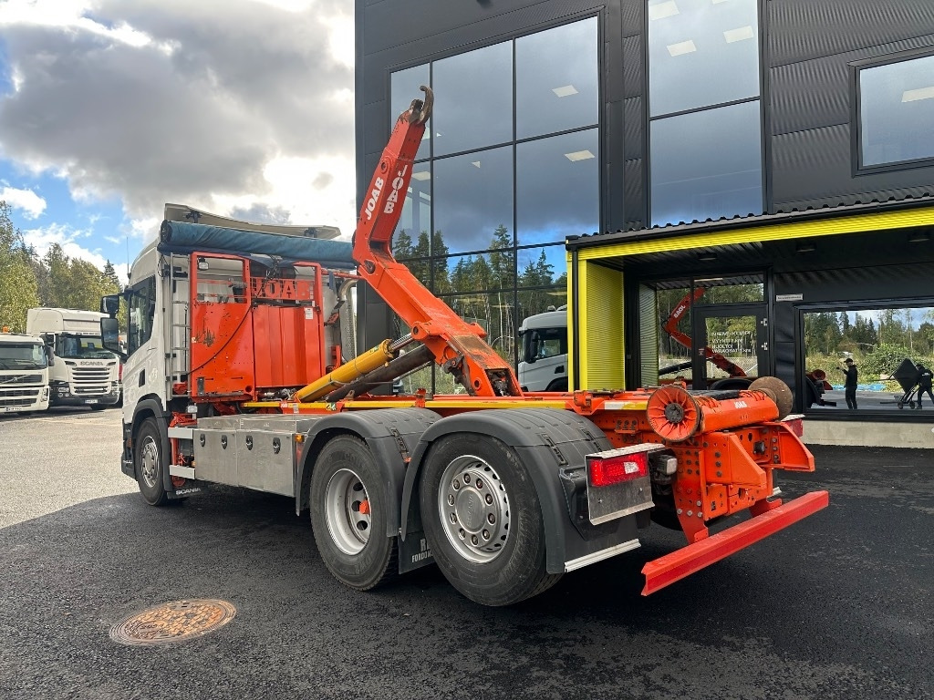 Scania P 370 6x2*4  - Camión multibasculante: foto 4 Scania P 370 6x2*4  - Camión multibasculante: foto 4