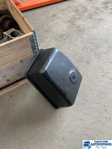 MAN Alu bundkar ramme / Crankcase yoke OEM 51.05841-3019 - Motor y piezas para Camión: foto 4 MAN Alu bundkar ramme / Crankcase yoke OEM 51.05841-3019 - Motor y piezas para Camión: foto 4