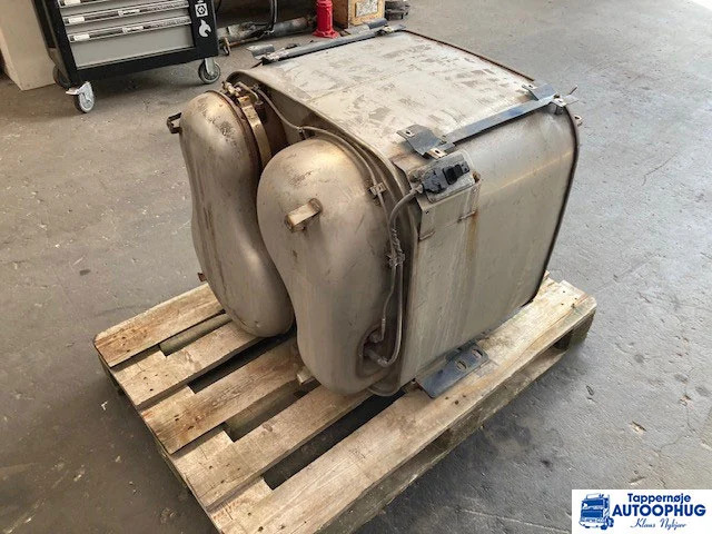 MAN Silencer MAN OEM: 81.15103-6137 - Sistema de escape para Camión: foto 5 MAN Silencer MAN OEM: 81.15103-6137 - Sistema de escape para Camión: foto 5