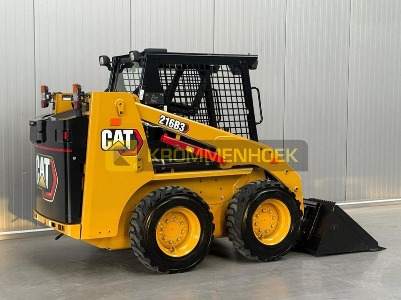 Caterpillar 216 B3 - Minicargadora: foto 4 Caterpillar 216 B3 - Minicargadora: foto 4