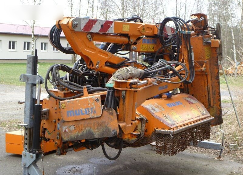 TANDEM MULAG MKF 600 + MRM/MRF 300 - Desbrozadora de brazo: foto 4 TANDEM MULAG MKF 600 + MRM/MRF 300 - Desbrozadora de brazo: foto 4