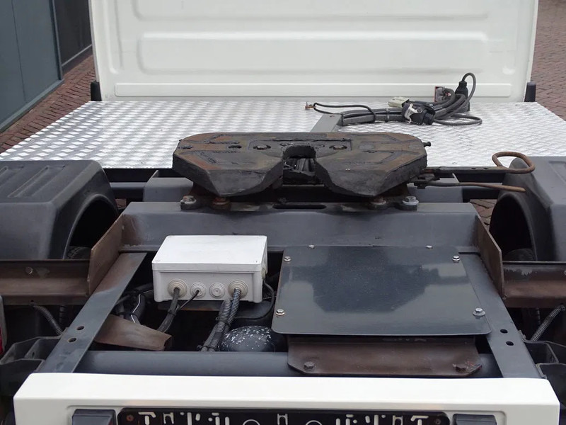 Iveco Daily 35.210 PK Be Trekker 10.4 Ton Airco - Cabeza tractora: foto 3 Iveco Daily 35.210 PK Be Trekker 10.4 Ton Airco - Cabeza tractora: foto 3