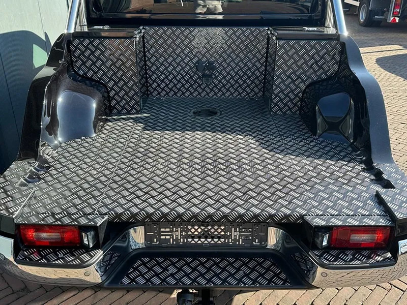 Volkswagen Amarok 3.0 V6 TDI BE Trekker Leer Navi Xenon Camera Bijtlelingsvrij! - Cabeza tractora: foto 5 Volkswagen Amarok 3.0 V6 TDI BE Trekker Leer Navi Xenon Camera Bijtlelingsvrij! - Cabeza tractora: foto 5