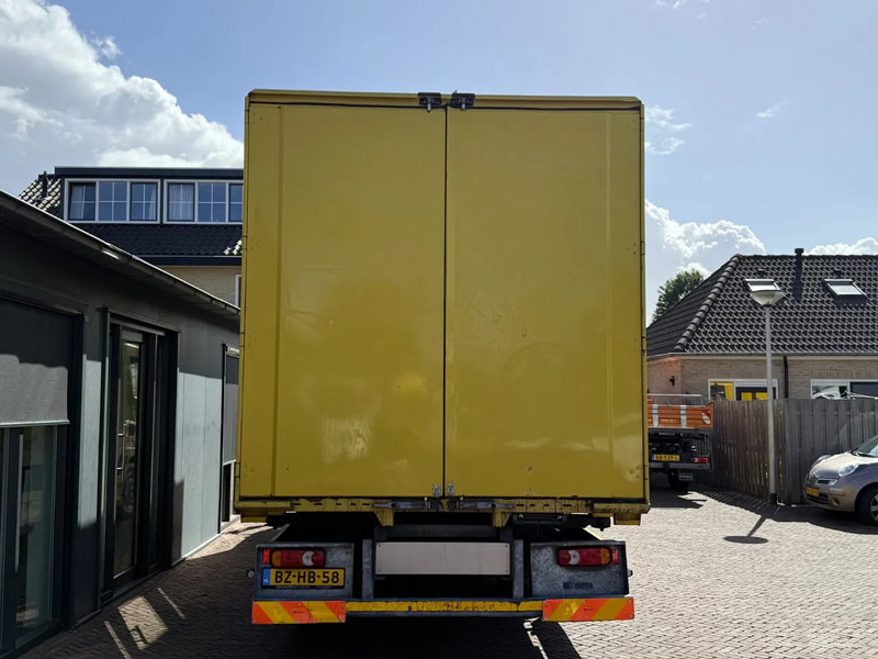 Volvo FL 12.240 Airco 2x bed Douche Heater - Camión caja cerrada: foto 4 Volvo FL 12.240 Airco 2x bed Douche Heater - Camión caja cerrada: foto 4