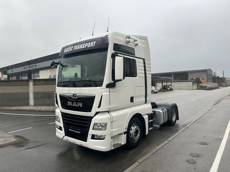 MAN TGX 18.500 - Cabeza tractora: foto 2 MAN TGX 18.500 - Cabeza tractora: foto 2
