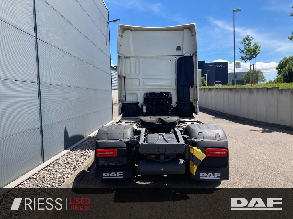 DAF XF 480 FT XF 480 FT SSC Intarder Standklima DAF XF 480 FT SSC Intarder Standklima SpurH LED - Cabeza tractora: foto 3 DAF XF 480 FT XF 480 FT SSC Intarder Standklima DAF XF 480 FT SSC Intarder Standklima SpurH LED - Cabeza tractora: foto 3