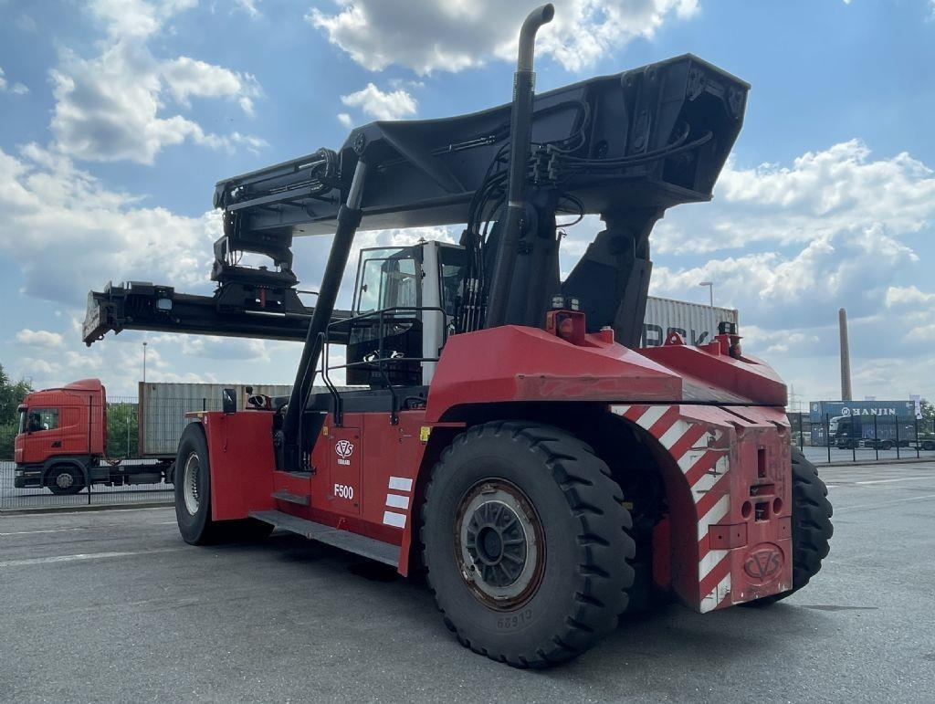 CVS Ferrari F500RS6 S - Reach stacker: foto 4 CVS Ferrari F500RS6 S - Reach stacker: foto 4