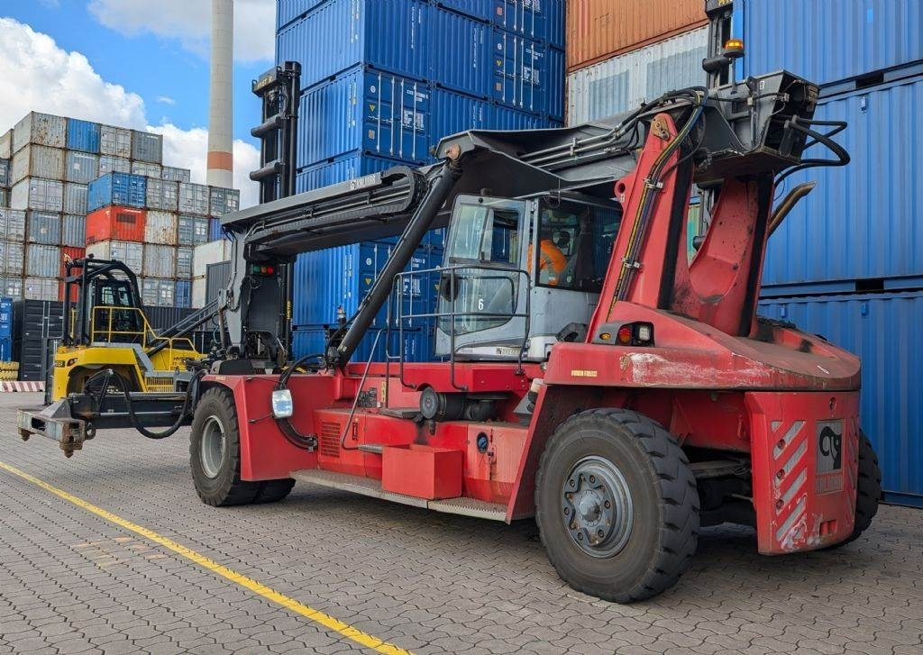 Kalmar DRG100-54S6 - Reach stacker: foto 3 Kalmar DRG100-54S6 - Reach stacker: foto 3