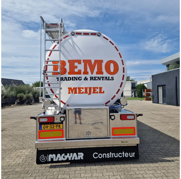 Magyar 36000 liter 1 kamer levensmiddelen tankoplegger TE HUUR / TE KOOP - Semirremolque cisterna: foto 3 Magyar 36000 liter 1 kamer levensmiddelen tankoplegger TE HUUR / TE KOOP - Semirremolque cisterna: foto 3