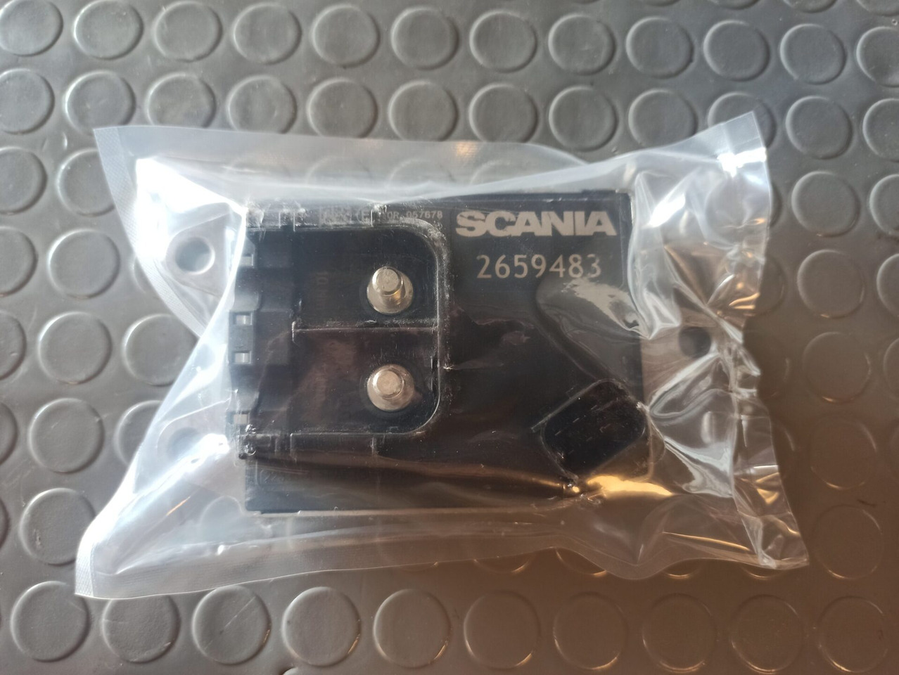 SCANIA BATTERY EQUALISER 2659483 - Sistema eléctrico para Camión: foto 1 SCANIA BATTERY EQUALISER 2659483 - Sistema eléctrico para Camión: foto 1