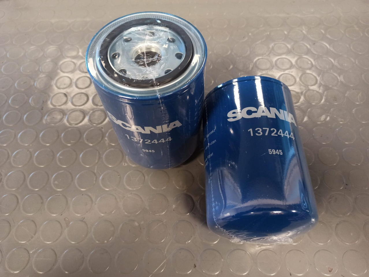 SCANIA FUEL FILTER - 1372444 - Filtro de combustible para Camión: foto 1 SCANIA FUEL FILTER - 1372444 - Filtro de combustible para Camión: foto 1