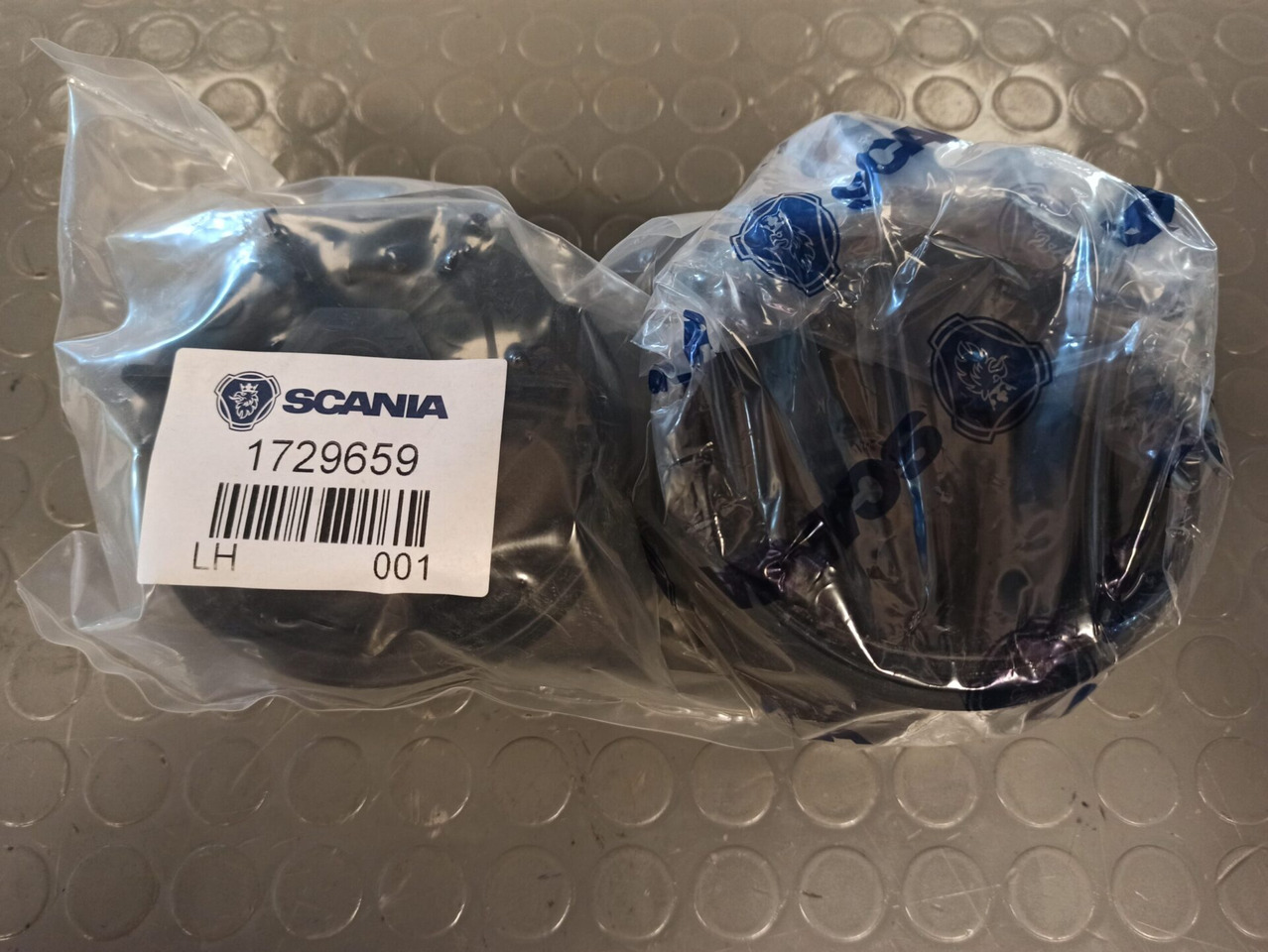 SCANIA FUEL FILTER COVER - 1729659 - Filtro de combustible para Camión: foto 1 SCANIA FUEL FILTER COVER - 1729659 - Filtro de combustible para Camión: foto 1
