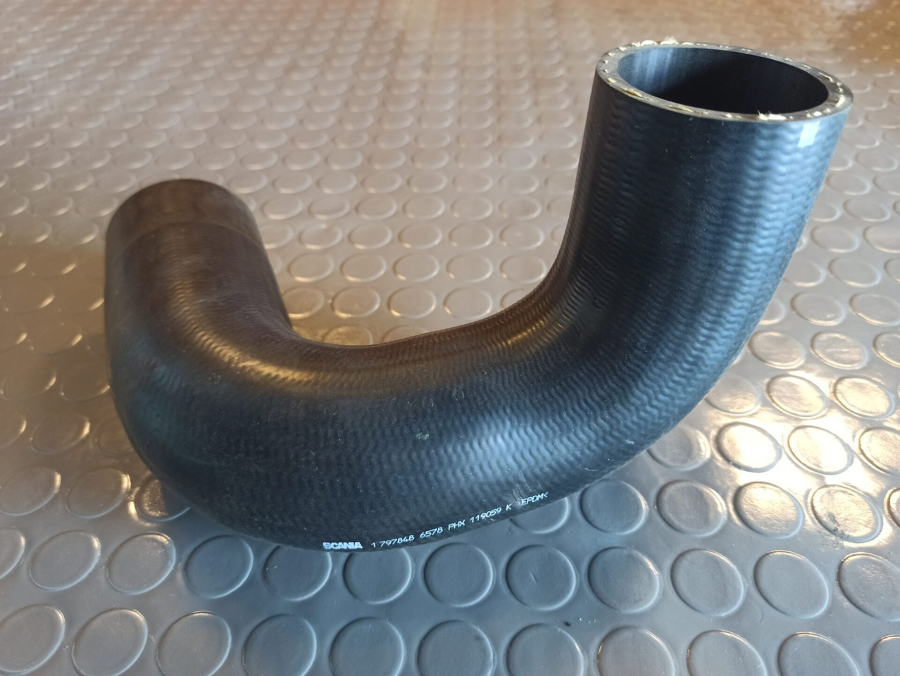 SCANIA HOSE - 1797848 - Caja de cambios y piezas para Camión: foto 1 SCANIA HOSE - 1797848 - Caja de cambios y piezas para Camión: foto 1