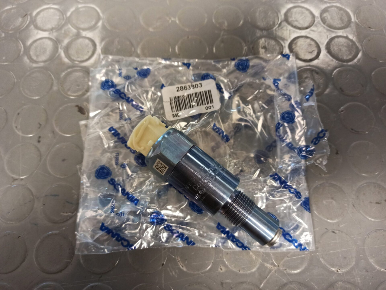 SCANIA ROAD SPEED SENSOR - 2863803 - Caja de cambios y piezas para Camión: foto 1 SCANIA ROAD SPEED SENSOR - 2863803 - Caja de cambios y piezas para Camión: foto 1