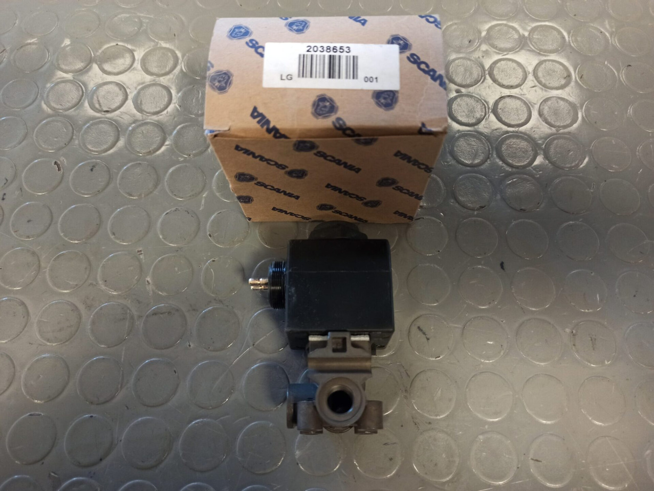 SCANIA SOLENOID - 2038653 - Caja de cambios y piezas para Camión: foto 1 SCANIA SOLENOID - 2038653 - Caja de cambios y piezas para Camión: foto 1
