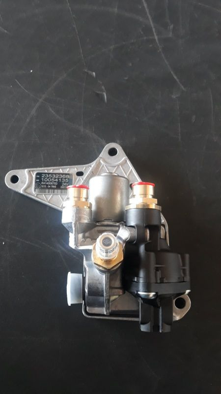 VOLVO AIR VALVE - 23532368 - Válvula de freno para Camión: foto 1 VOLVO AIR VALVE - 23532368 - Válvula de freno para Camión: foto 1