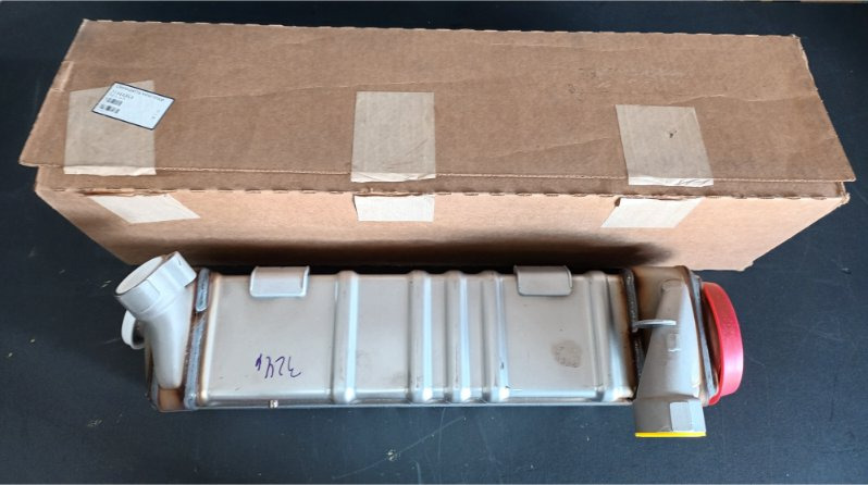 VOLVO EGR COOLER - 21944868 - Enfriador EGR para Camión: foto 1 VOLVO EGR COOLER - 21944868 - Enfriador EGR para Camión: foto 1