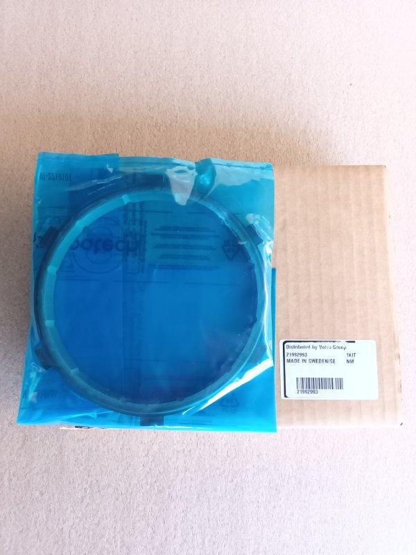 VOLVO SYNCHRONIZER RING - 21992993 - Caja de cambios y piezas para Camión: foto 1 VOLVO SYNCHRONIZER RING - 21992993 - Caja de cambios y piezas para Camión: foto 1