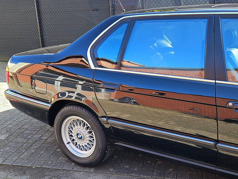 Berlina BMW 750IL: foto 8